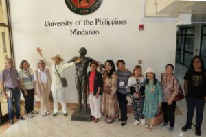 UPMASA makes first visit to UPMin, pledges professorial chair, scholarships, and guest house